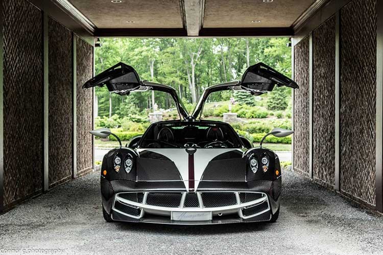 Soi sieu xe doc nhat, duy nhat Pagani Huayra “The King“